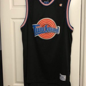 XXL black champion tune squad jersey